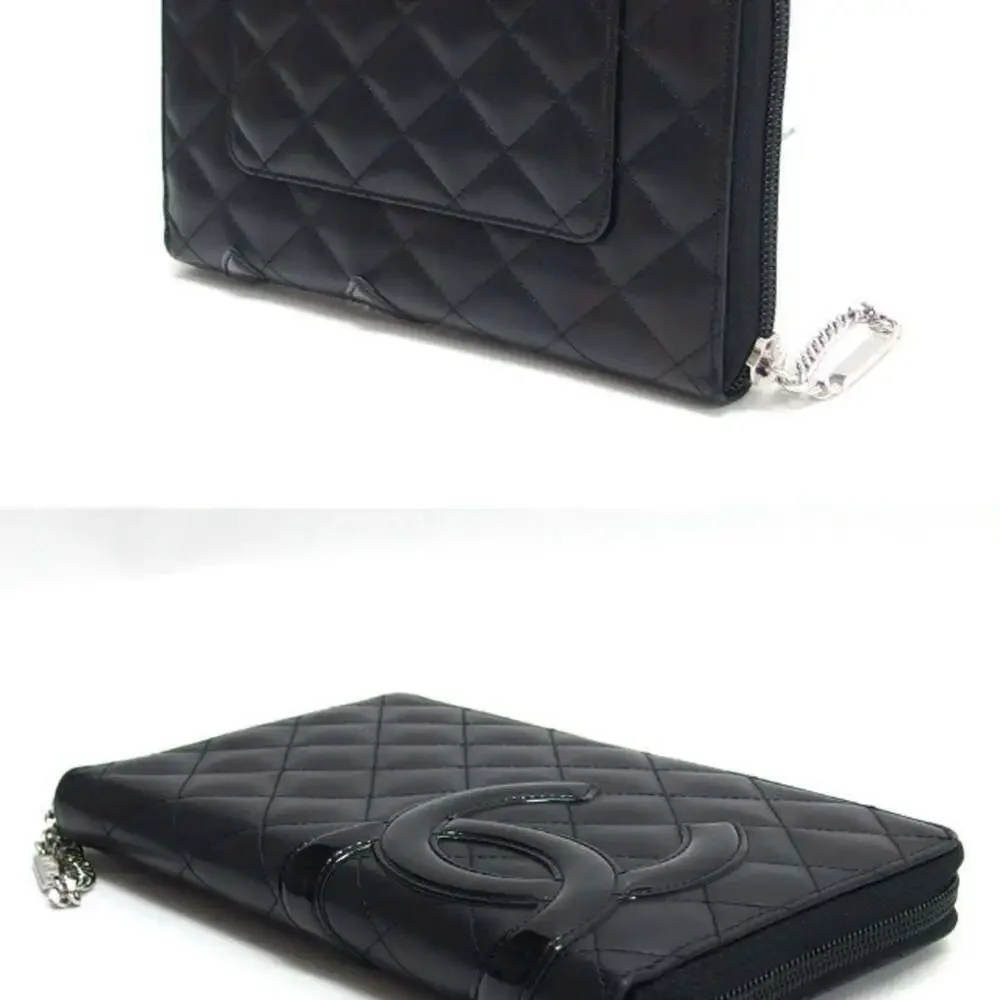 CHANEL Authentic Black Wallet